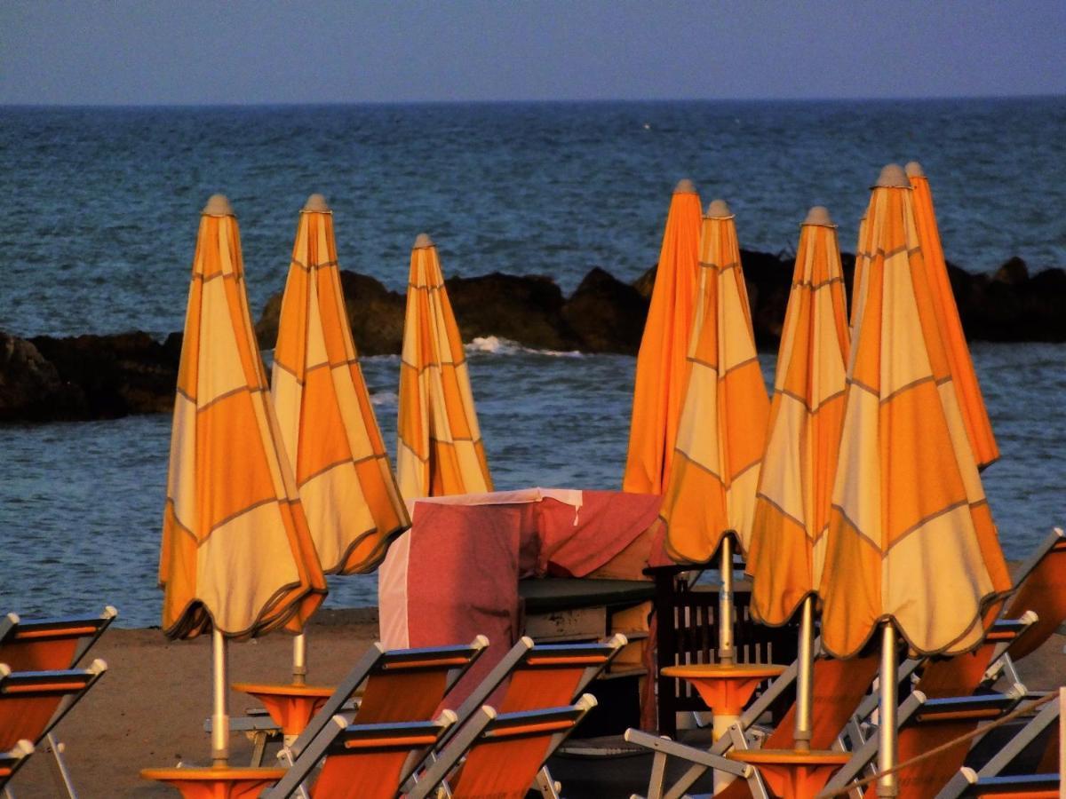 B&B Nonna Lilla Montesilvano Marina Exterior foto